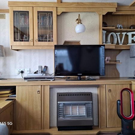 Mackies Memories. Apartment Хемсби Екстериор снимка